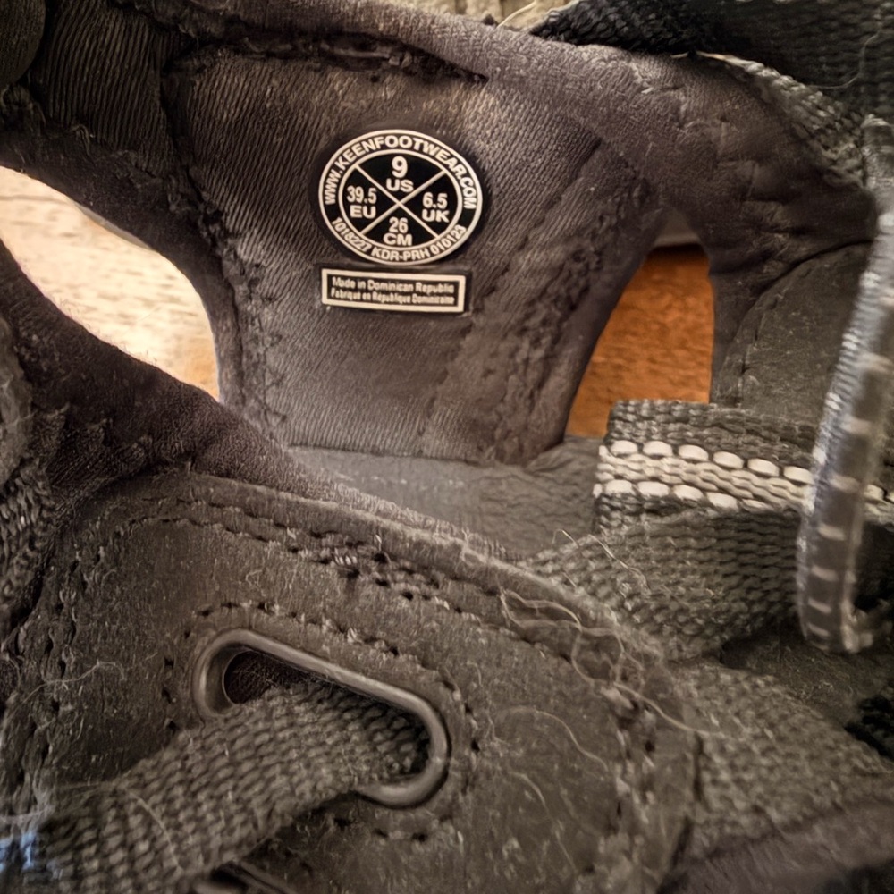 Keen Black Athletic Sandals - Picture 3 of 3